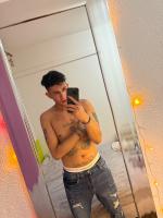 617658902: Chico busca chica en Sevilla