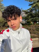 614682863: Chico busca chica en Granada