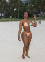 674352732: Chica busca chico en Badajoz