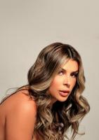 695531494: Chica busca chico en Gerona