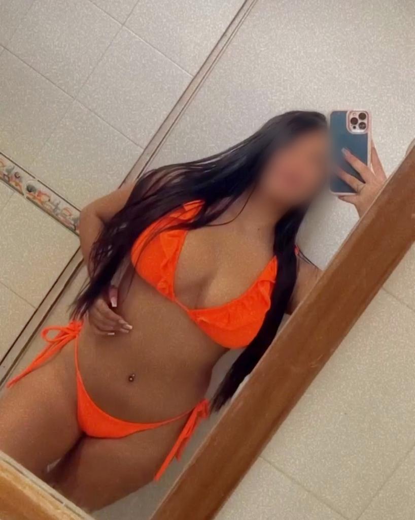 Chica busca chico en Sevilla: 