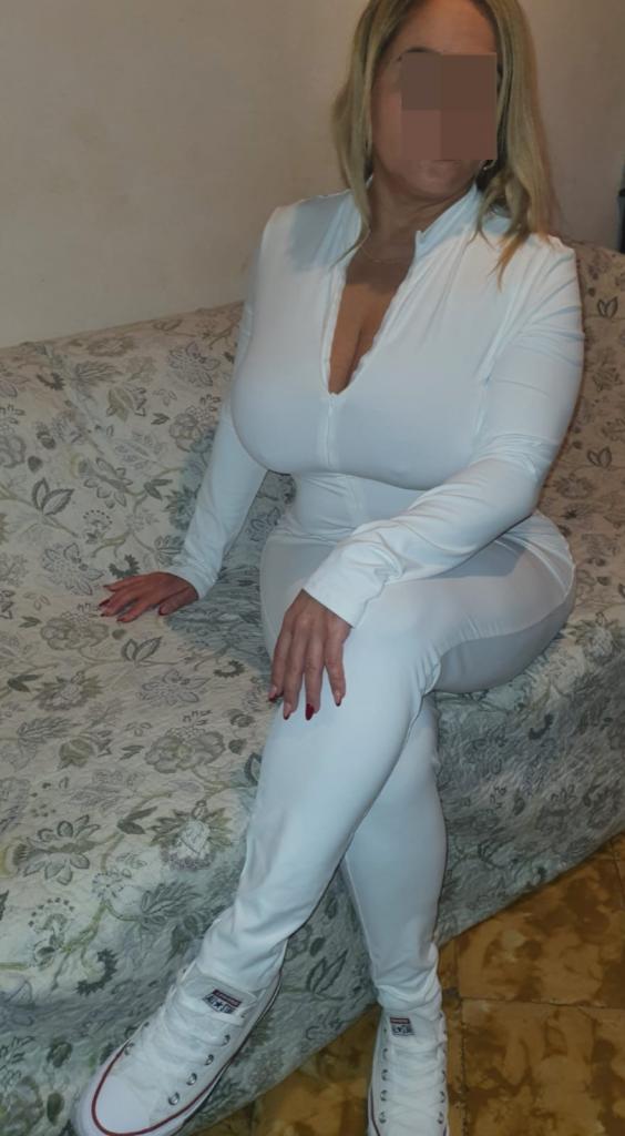 610891926: Chica busca chico en Mallorca