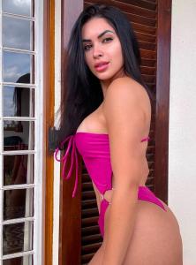 613208593: Chica busca chico en Málaga