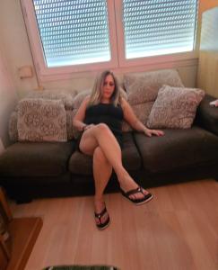 622054356: Chica busca chico en Cuenca