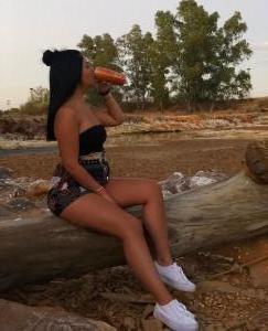 681875584: Chica busca chico en Pontevedra