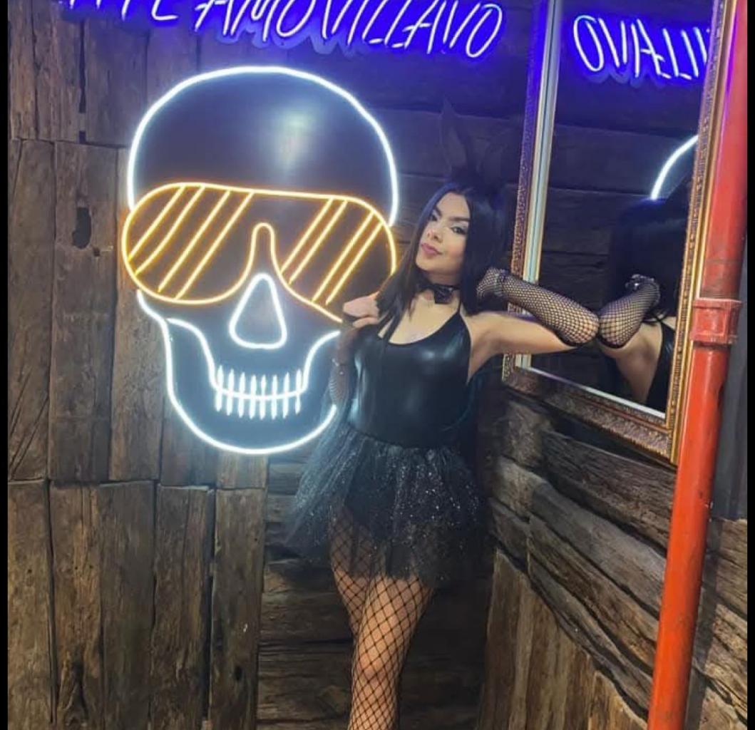 613364068: Chica busca chico en Tarragona