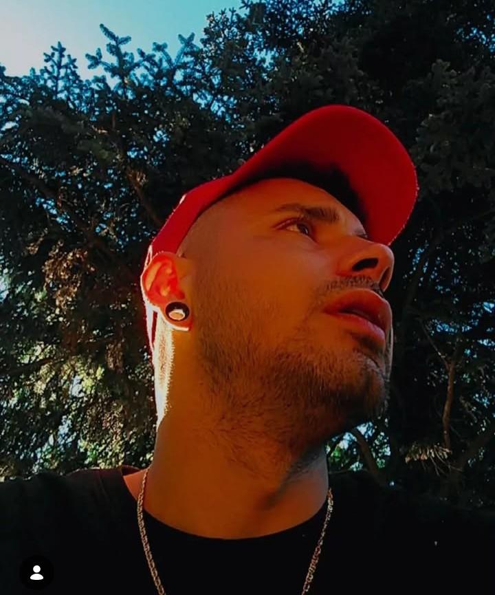 Chico busca chica en Toledo: 