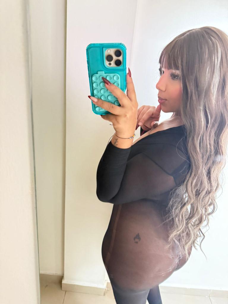 637952355: Chica busca chico en Málaga