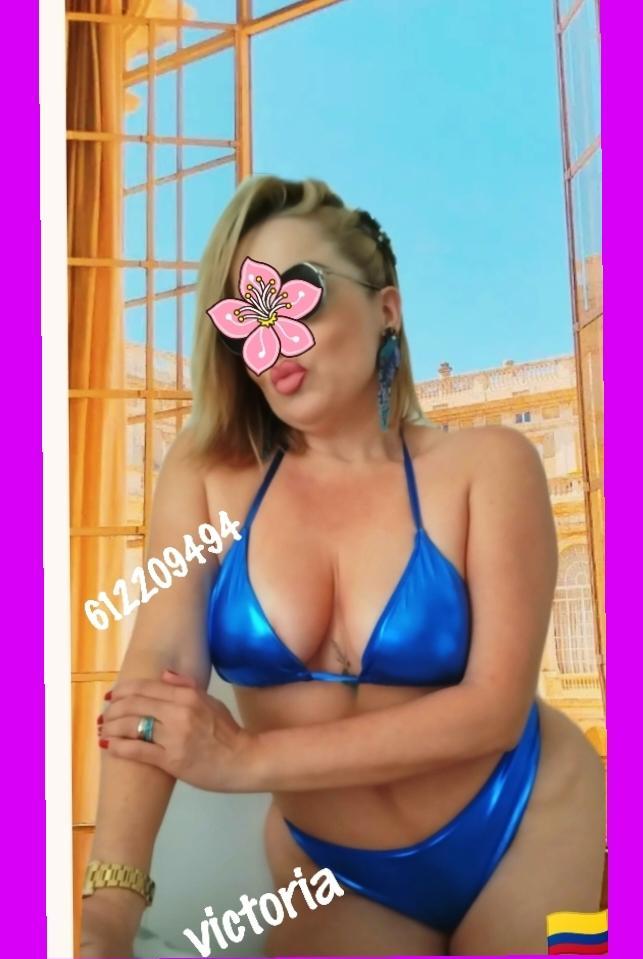 Chica busca chico en Alicante: Chica busca chico