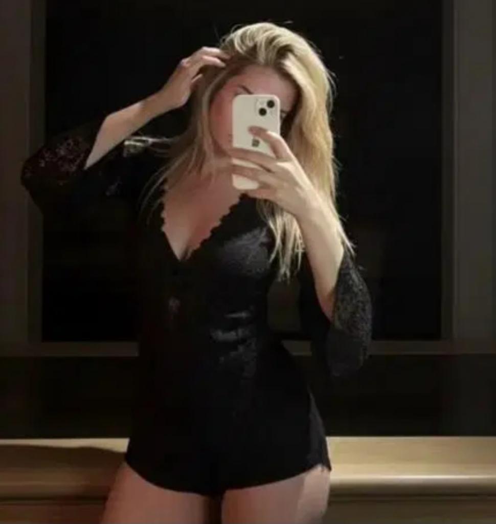 Chica busca chico en La Coruña: 