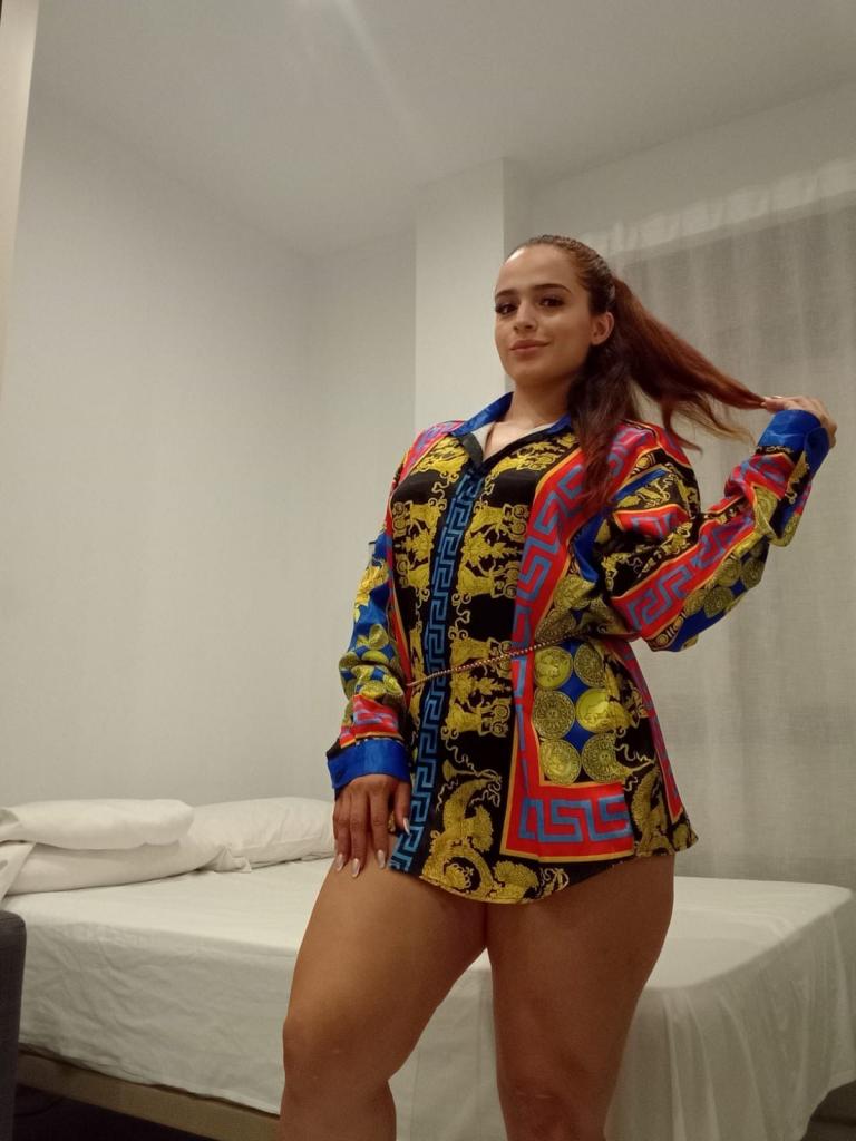 623238626: Chica busca chico en Sevilla