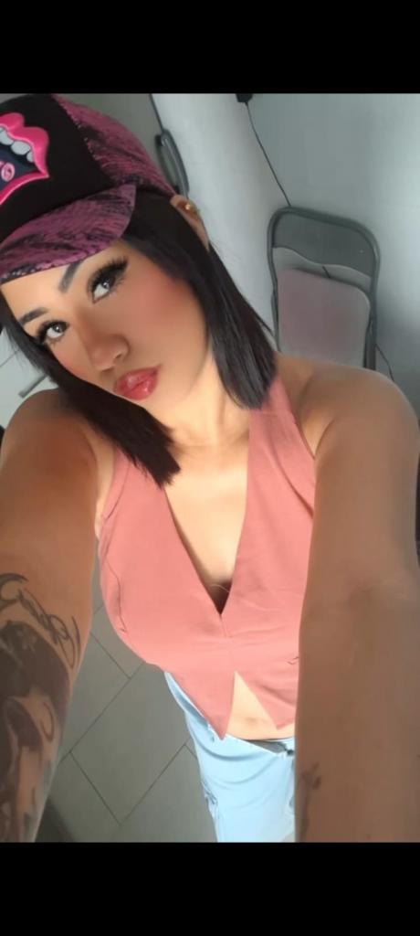 Chica busca chico en Almería: 