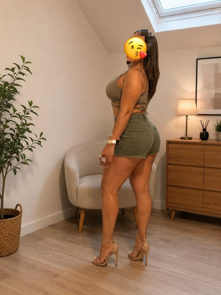 743035296: Chica busca chico en Valladolid