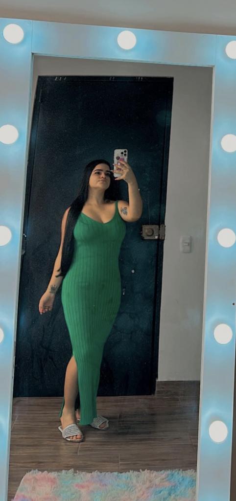 627259880: Chica busca chico en Murcia