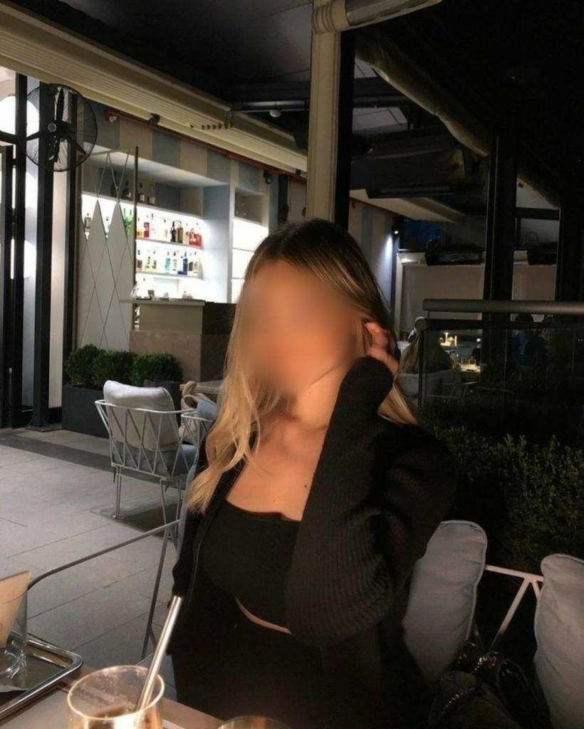 655450217: Chica busca chico en Gerona
