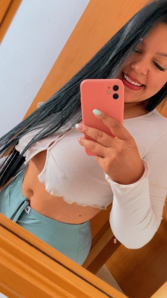 Chica busca chico en Valencia: Chica busca chico