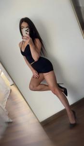 611341953: Chica busca chico en Málaga