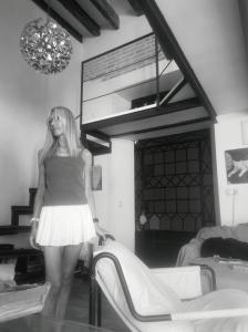 665934141: Chica busca chico en Sevilla