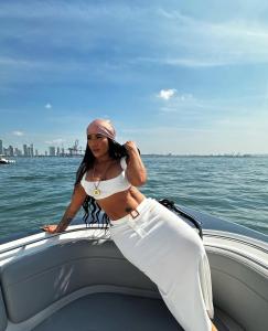 612229264: Chica busca chico en La Coruña