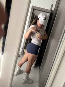 745049505: Chica busca chico en Orense