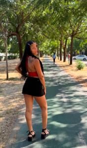 667575803: Chica busca chico en Sevilla