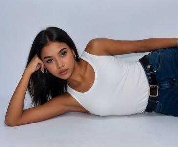665427424: Chica busca chico en Las Palmas