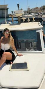 613619143: Chica busca chico en Almería
