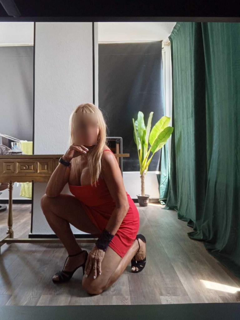 613326395: Chica busca chico en Alicante