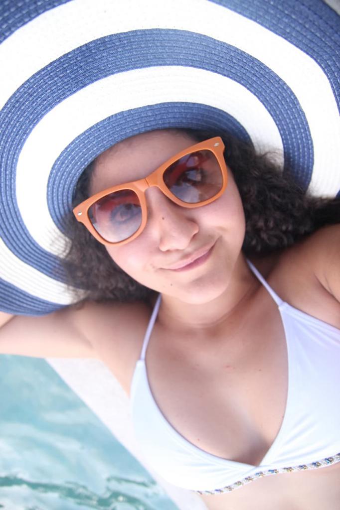 689792974: Chica busca chico en Almería