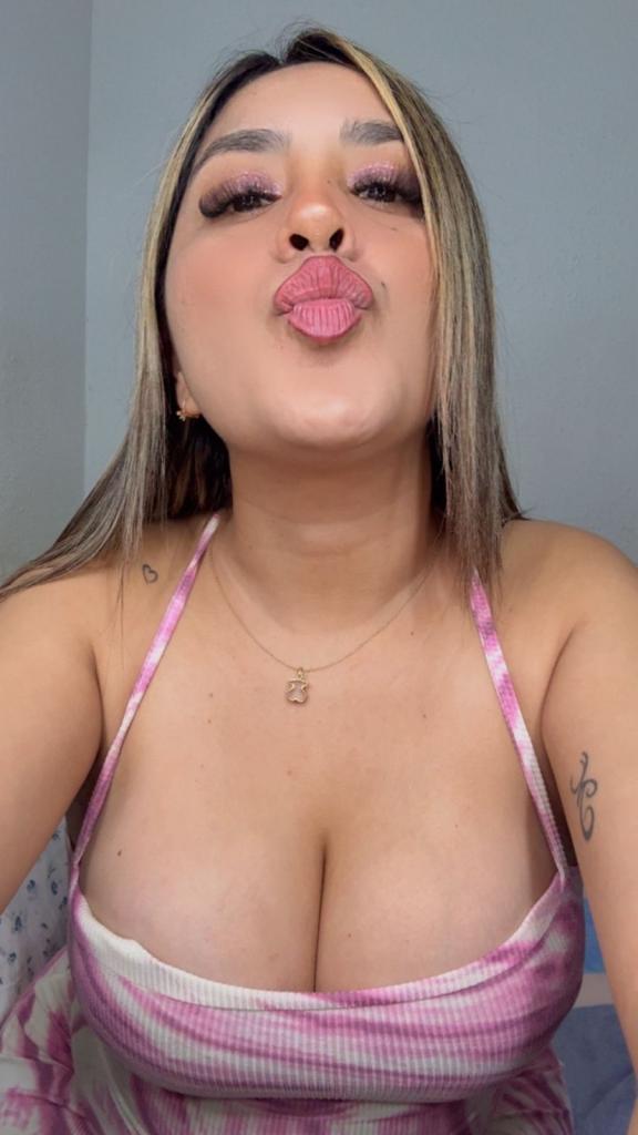 603219606: Chica busca chico en Barcelona