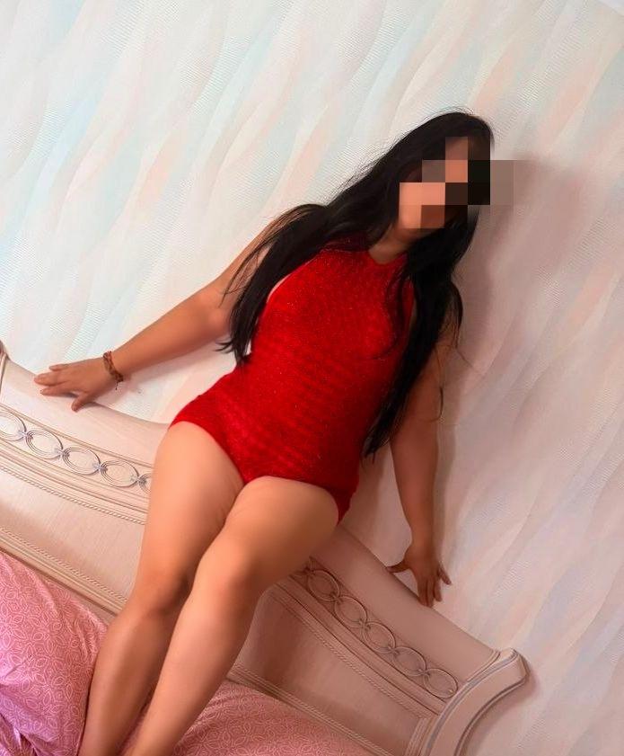 Chica busca chico en Granada: Chica busca chico