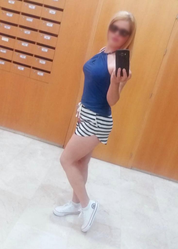 674801210: Chica busca chico en Murcia