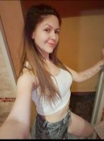 742068682: Chica busca chico en Navarra