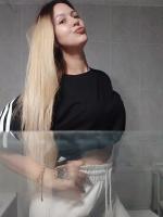 742068682: Chica busca chico en Navarra