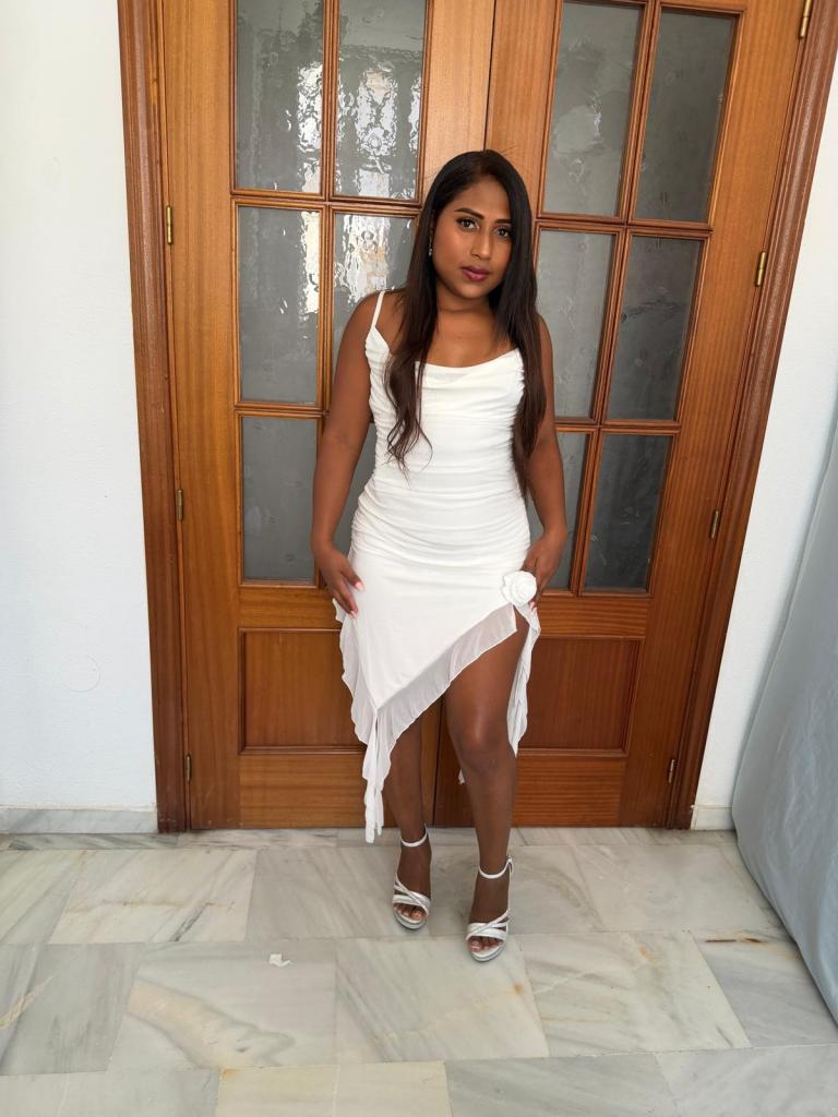 Chica busca chico en Málaga: Chica busca chico