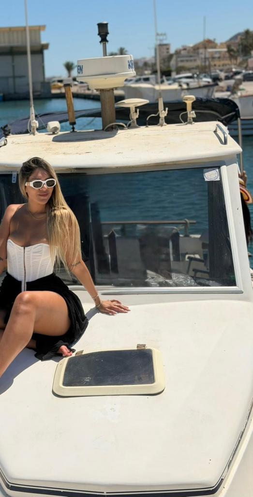 613619143: Chica busca chico en Almería