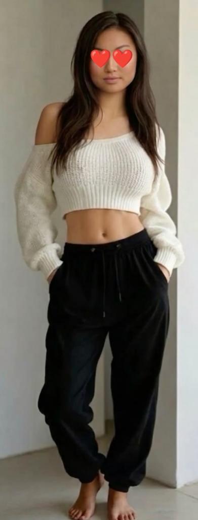 631256245: Chica busca chico en Gerona
