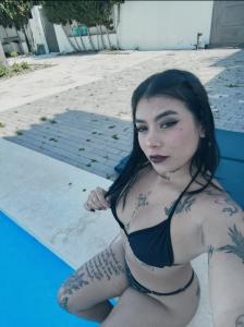 Chica busca chico en Cádiz: 