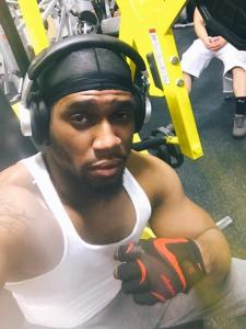 631172545: Chico busca chica en Madrid