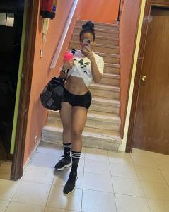 623502015: Chica busca chico en Madrid