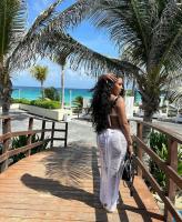 667519745: Chica busca chico en Alicante