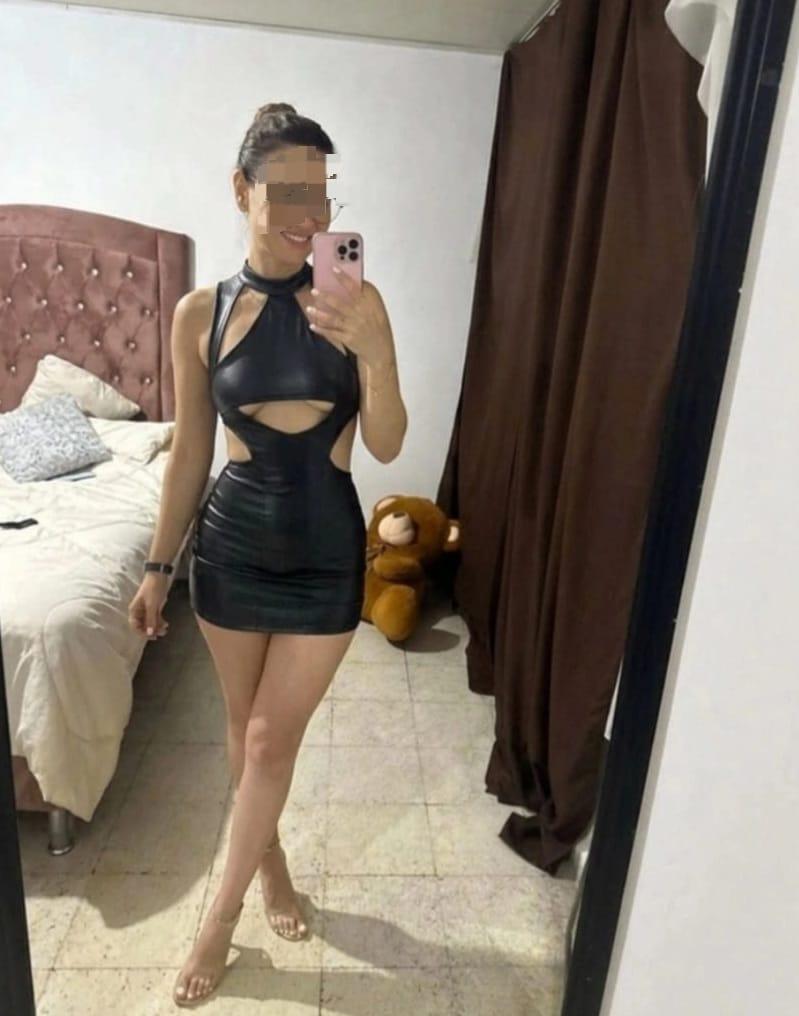 613354838: Chica busca chico en Sevilla