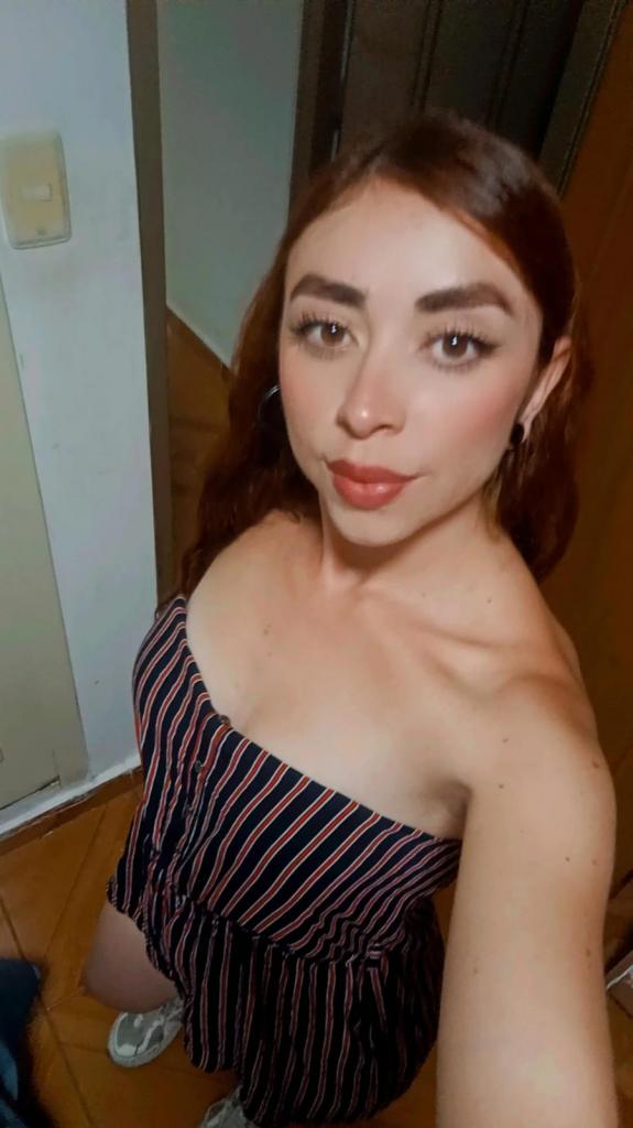 605266120: Chica busca chico en Valencia