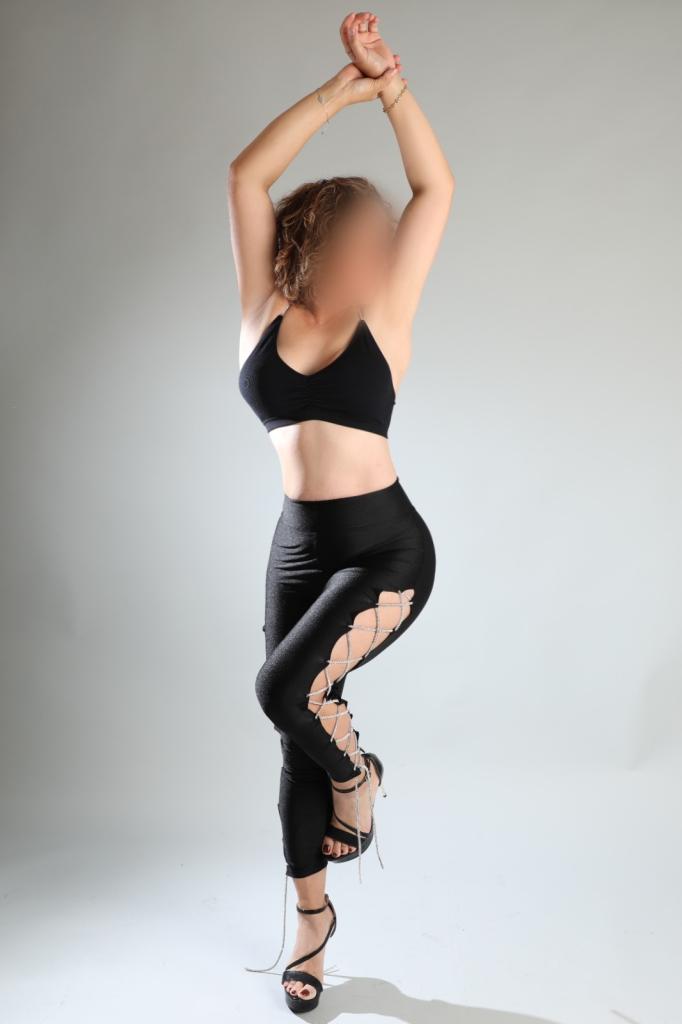 Chica busca chico en Madrid: Chica busca chico