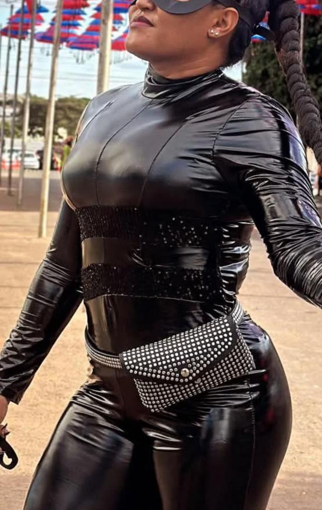 Chica busca chico en Castellón: 