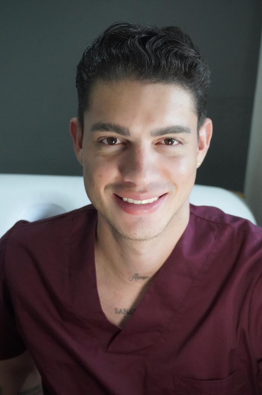 601438109: Chico busca chica en Madrid