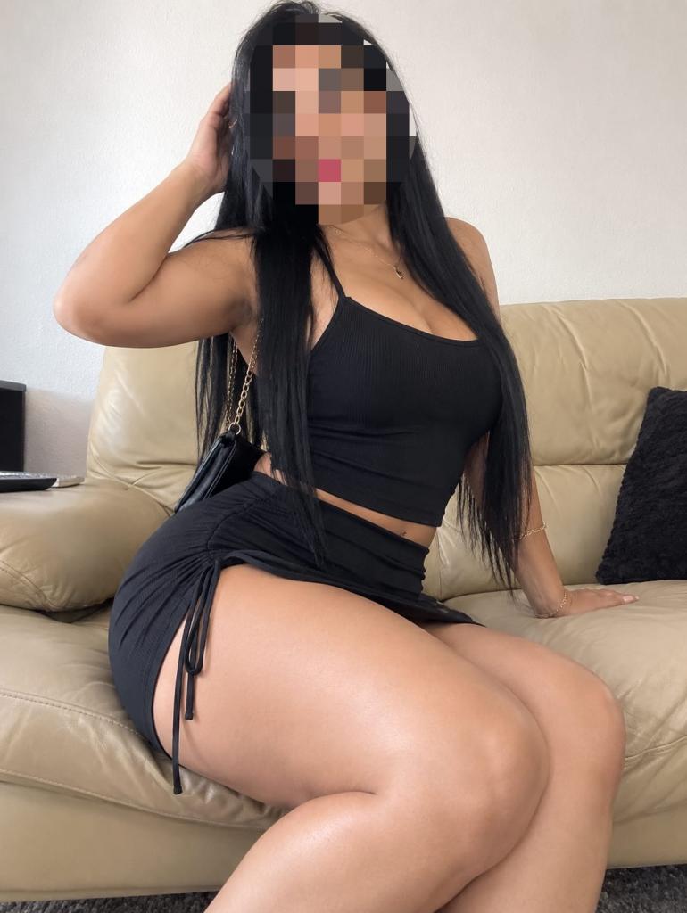 Chica busca chico en Sevilla: 