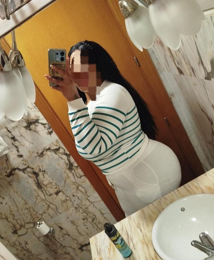 643545616: Chica busca chico en Murcia