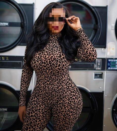 612492319: Chica busca chico en La Coruña