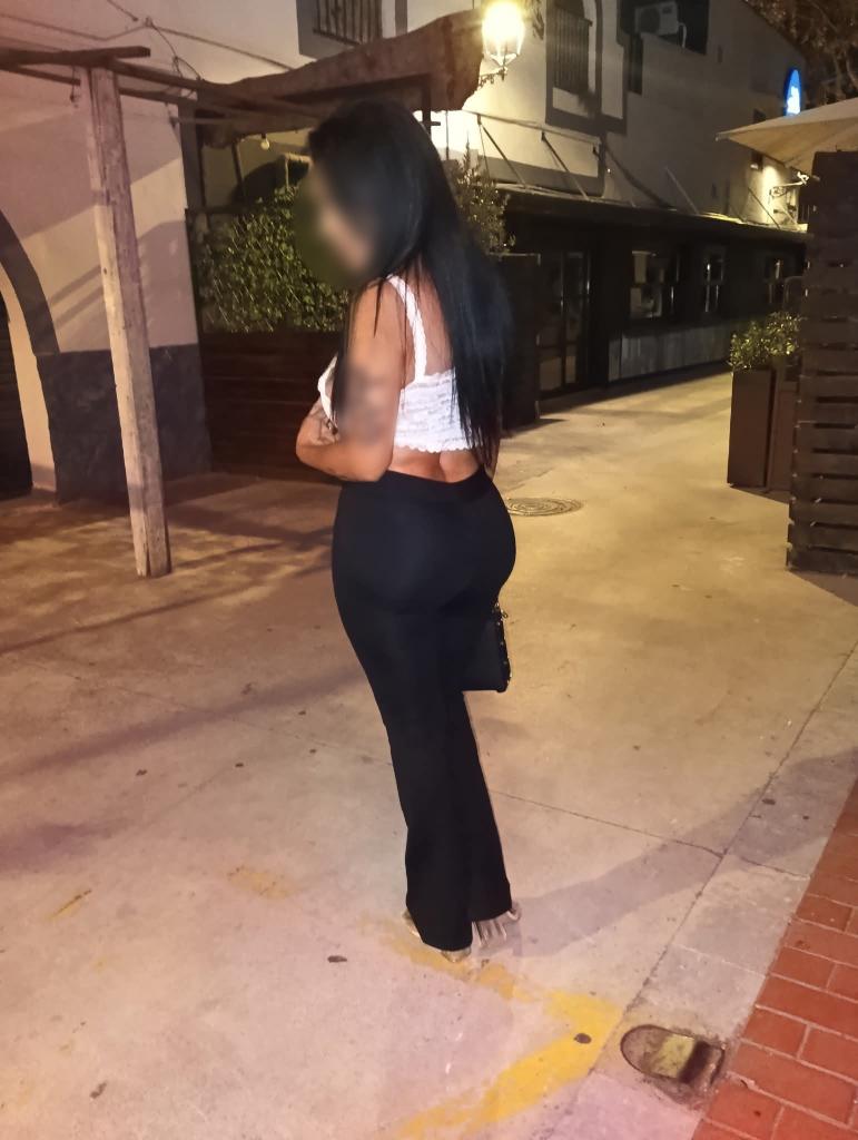 Chica busca chico en Sevilla: 